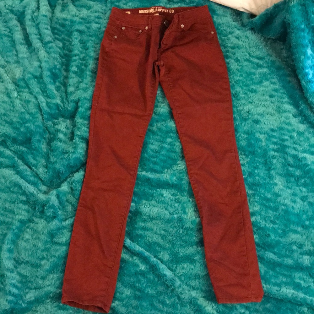 Red skinny jeans